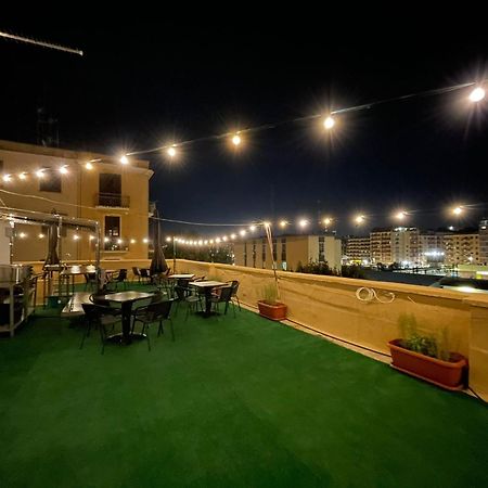 Domus Nikolai Hotel Бари Екстериор снимка
