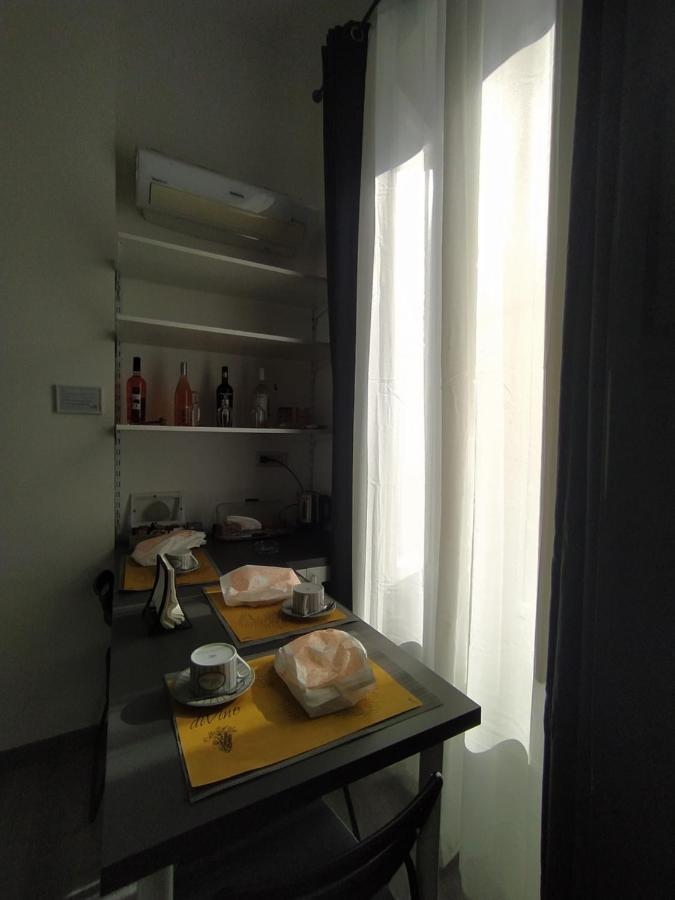 Domus Nikolai Hotel Бари Екстериор снимка